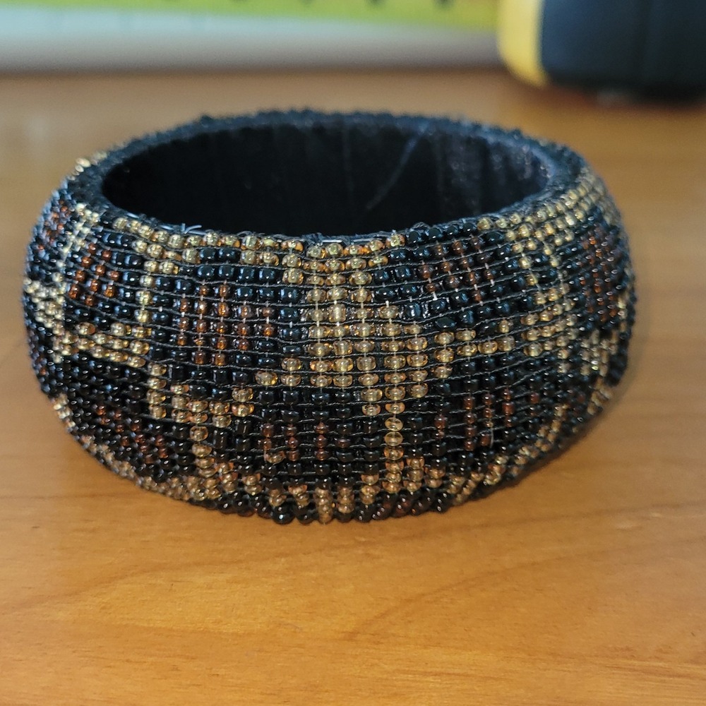Vintage Black Gold Glass Seed Bead Wide Bangle Bracelet Heavy 72g 2.5"